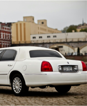 LINCOLN TOWN CAR 12